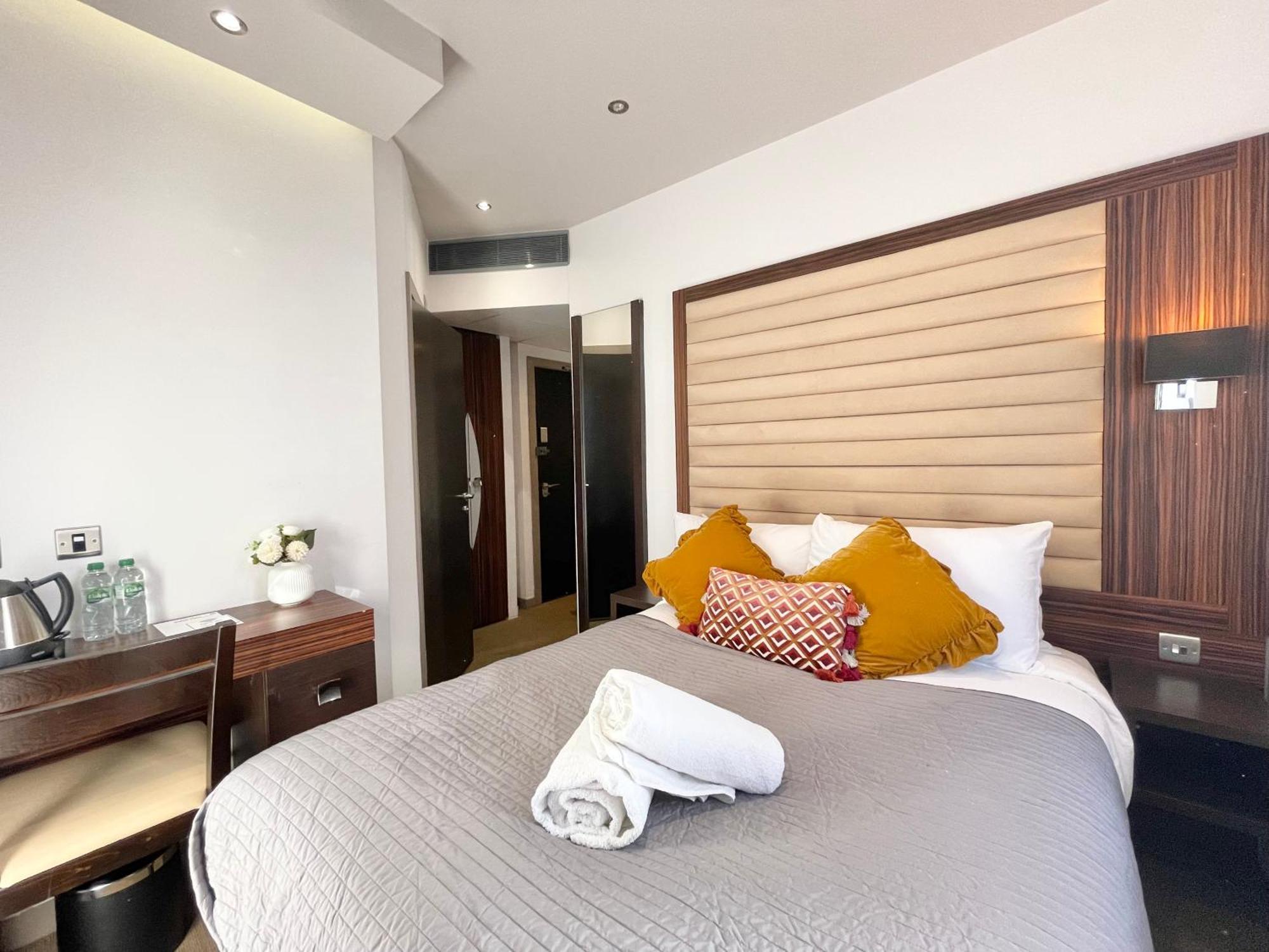 Maitrise Hotel London Luaran gambar